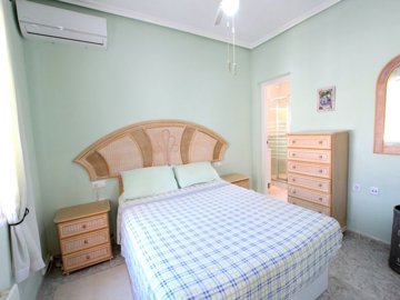 49031delightfulthreebedroomdetachedvillawithp