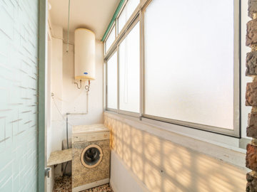 49030roomytwobedroomcoastalapartment050625090