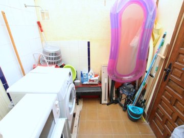 49032wonderfulthreebedroomendtownhousewithsea