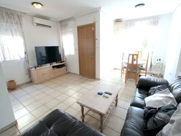 49032wonderfulthreebedroomendtownhousewithsea