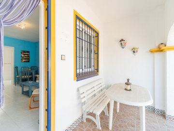 49034twobedroomgroundfloorapartmentwithlargeg