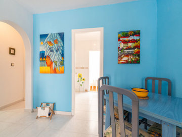 49034twobedroomgroundfloorapartmentwithlargeg