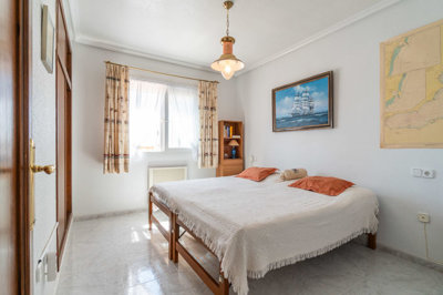 49037incrediblyspacious3bedroomapartmentcentr