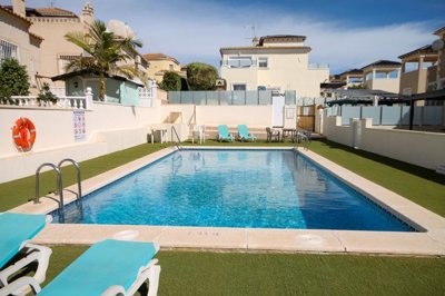 49038semidetachedvillawithcommunalpoolinlasfi