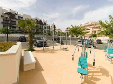 49045contemporarytwobedroomgardenapartmentval