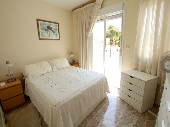 Image No.25-3 Bed Villa for sale