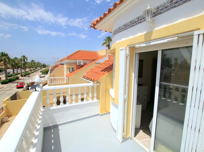 Image No.27-3 Bed Villa for sale