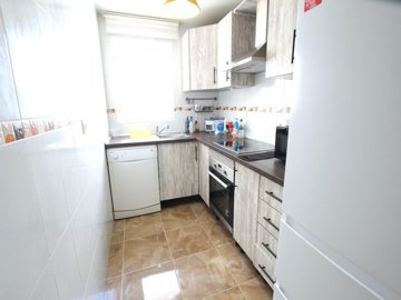 49043spacious2bedtopfloorapartmentbenijofarhi