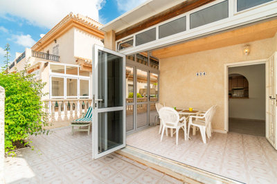 49048roomytwobedroomtownhouseinacentrallocati