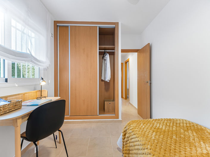 Image No.17-2 Bed Apartment for sale