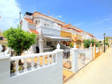 49049stylish3bed2bathsemidetachedfamilyhome16
