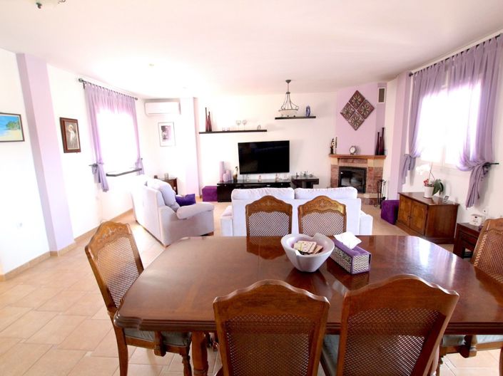 Image No.13-3 Bed Villa for sale