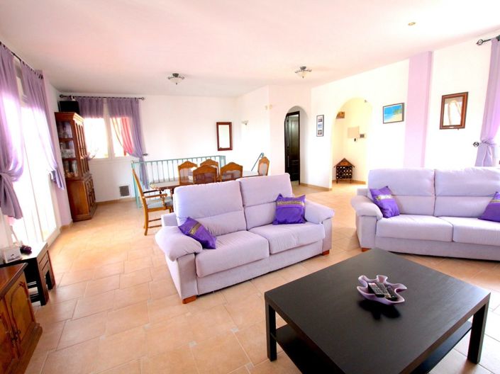 Image No.15-3 Bed Villa for sale