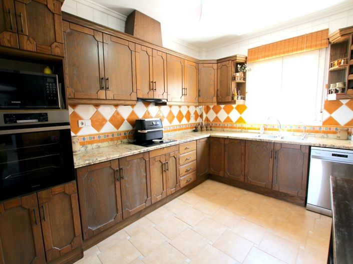 Image No.19-3 Bed Villa for sale