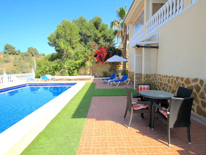 Image No.2-3 Bed Villa for sale