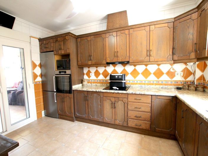 Image No.20-3 Bed Villa for sale