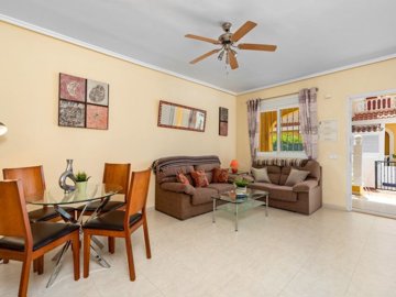 49060wellpresentedthreebedroomlolatownhousein