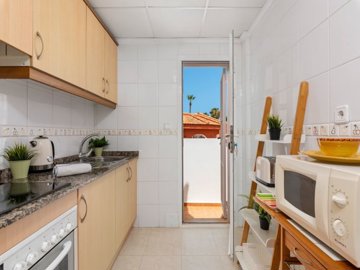 49060wellpresentedthreebedroomlolatownhousein