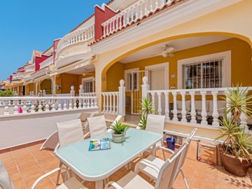 49060wellpresentedthreebedroomlolatownhousein