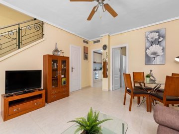 49060wellpresentedthreebedroomlolatownhousein