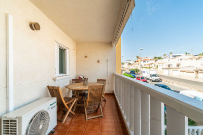 490631stfloorapartmentinpinadagolfiiiwithcomm