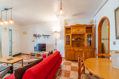490631stfloorapartmentinpinadagolfiiiwithcomm