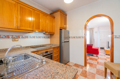 490631stfloorapartmentinpinadagolfiiiwithcomm