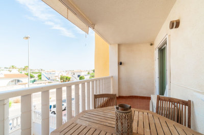 490631stfloorapartmentinpinadagolfiiiwithcomm