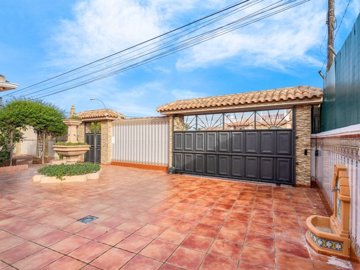 49069fabulous4bedroomvillawithmanyextraselcha