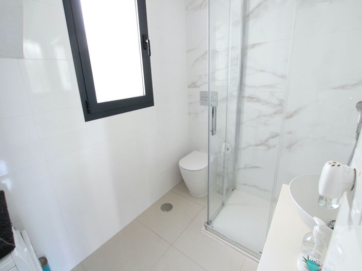 Image No.24-4 Bed Villa for sale