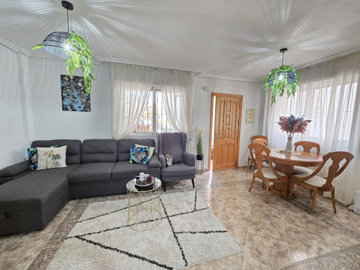 49079lafloridaduplexapartment100725131049641b