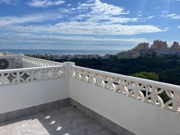 49076topfloorapartmentinlamata0907251541462d0
