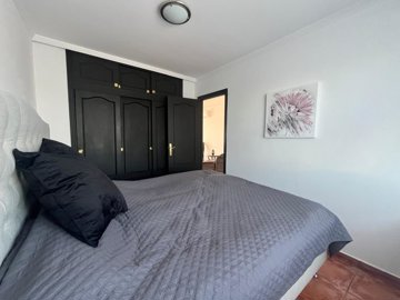 49076topfloorapartmentinlamata0907251541466de