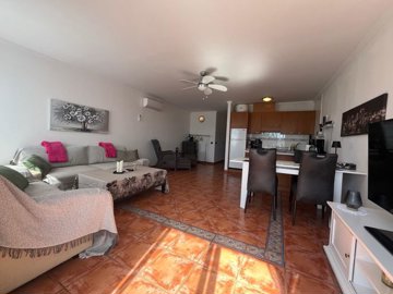 49076topfloorapartmentinlamata0907251541465d4