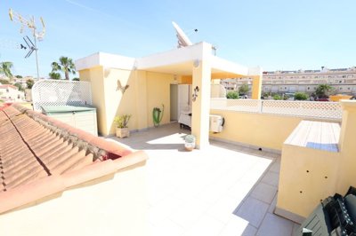 49074topfloorapartmentwithsolarium09072514134