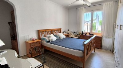 49090charmingdetachedvillaonaspacious800m2plo