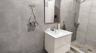 49090charmingdetachedvillaonaspacious800m2plo