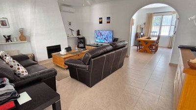 49090charmingdetachedvillaonaspacious800m2plo