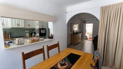 49090charmingdetachedvillaonaspacious800m2plo