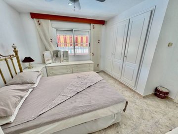 49088spaciousdetachedvillawithprivatepoolcent