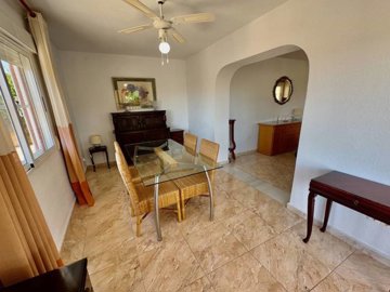 49088spaciousdetachedvillawithprivatepoolcent