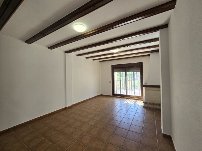 Image No.28-3 Bed Villa for sale