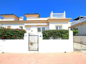 49093sundrenched3bedbungalowinasoughtafterset