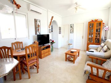 49093sundrenched3bedbungalowinasoughtafterset