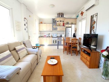 49093sundrenched3bedbungalowinasoughtafterset