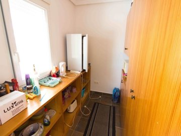 49096twobedroombungalowwithonebedapartmentinc
