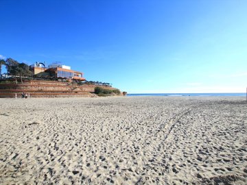 49095stunning3bedroomcoastalsemidetachedvilla