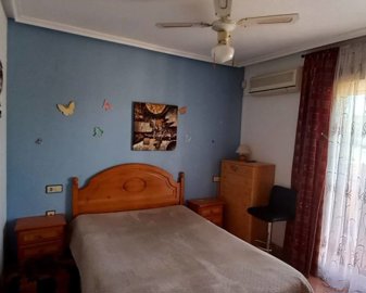 49102spaciousquadstylepropertyinlaherradawith