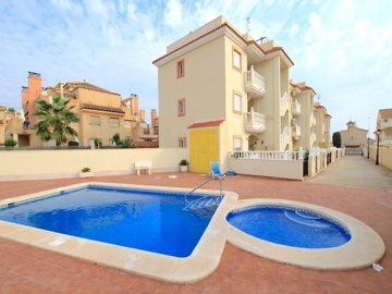49112wonderful2bedgroundfloorapartmentwithgre