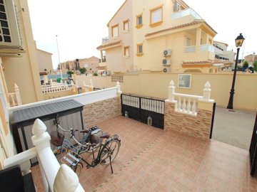 49112wonderful2bedgroundfloorapartmentwithgre